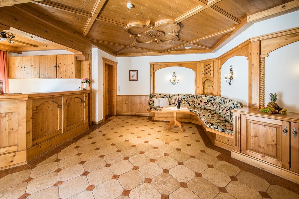 Appartementhaus Alpenrose Пертизау Экстерьер фото